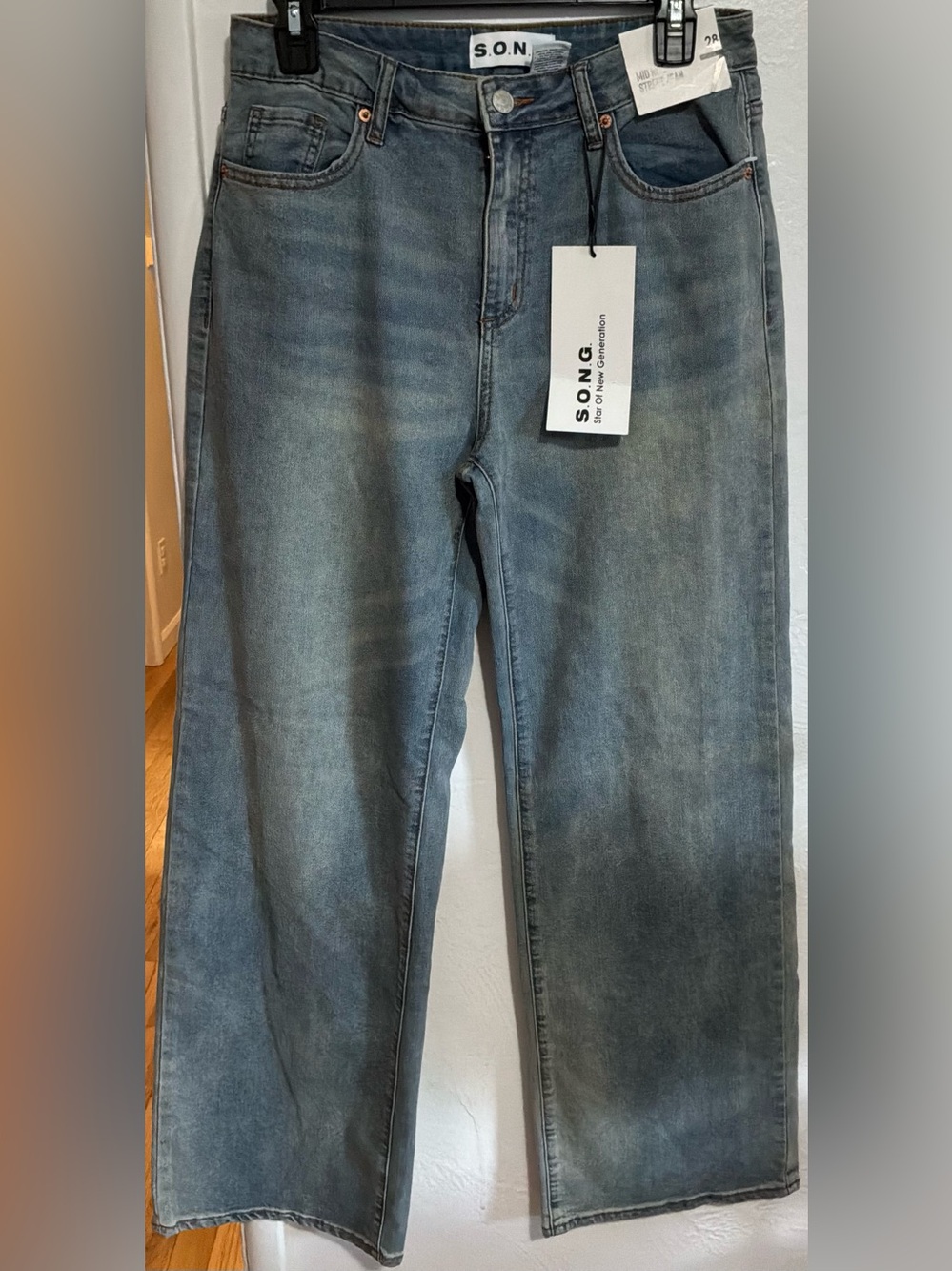 #84 NWT S.O.N.G Women’s Mid Rise Street Jean Wide Leg Size 28/7